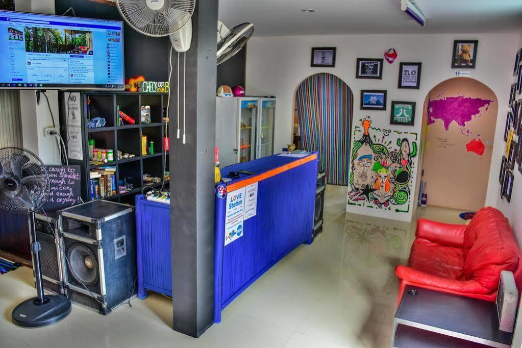 Love Station Hostel 반 타이 외부 사진