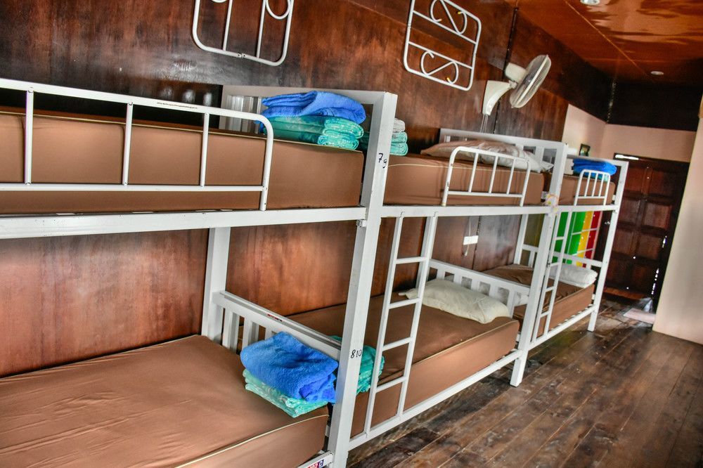 Love Station Hostel 반 타이 외부 사진