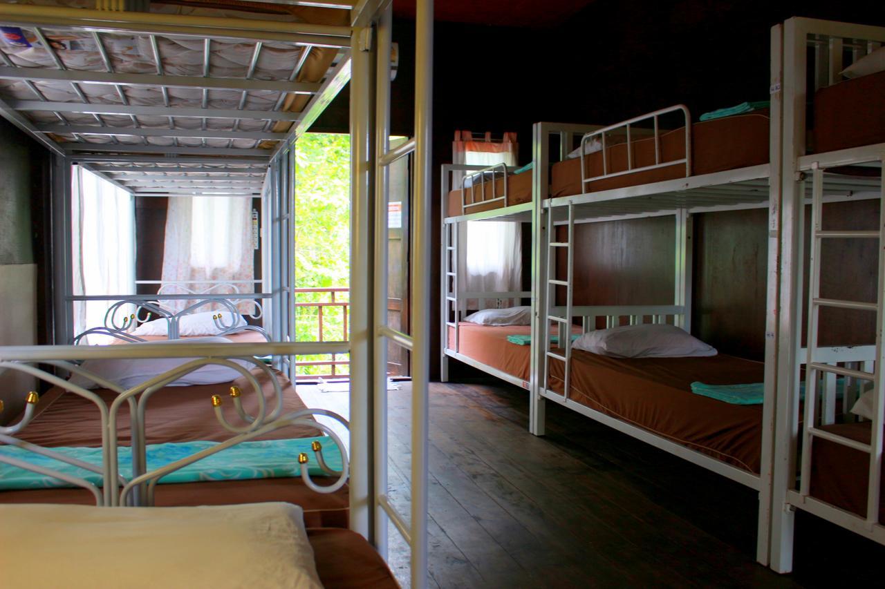 Love Station Hostel 반 타이 객실 사진