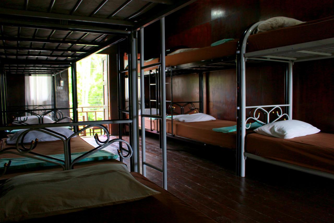 Love Station Hostel 반 타이 외부 사진