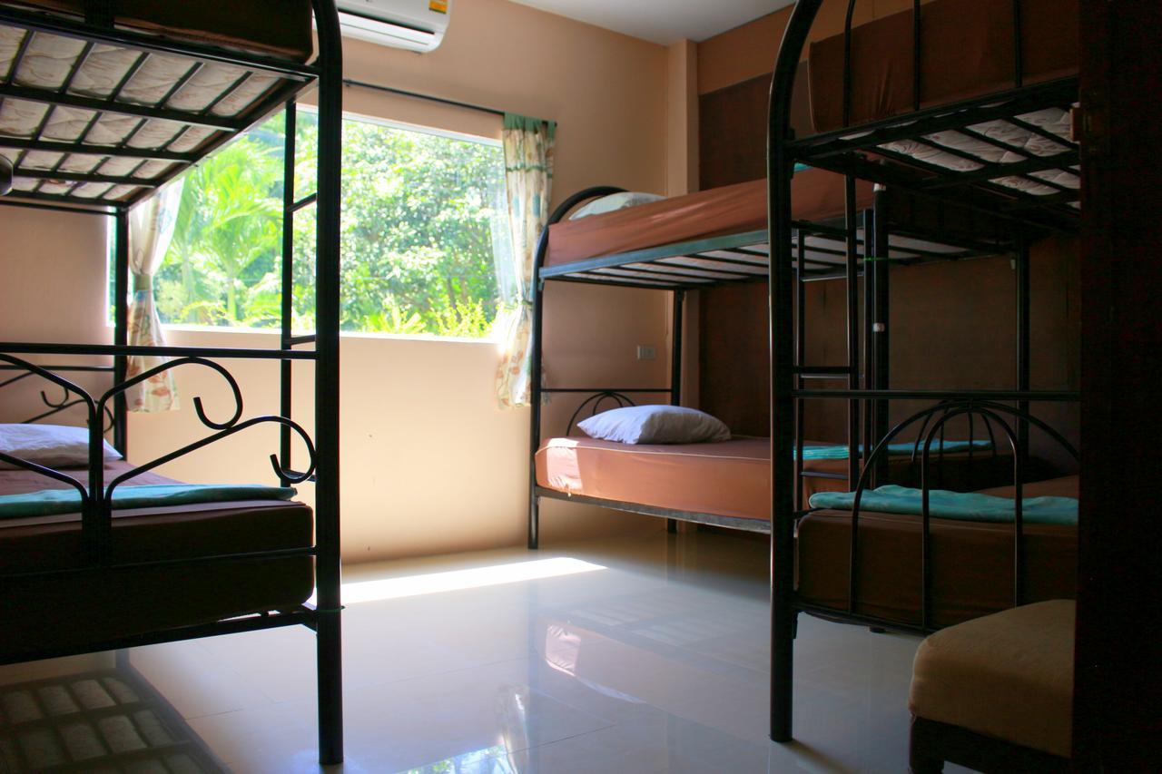 Love Station Hostel 반 타이 외부 사진